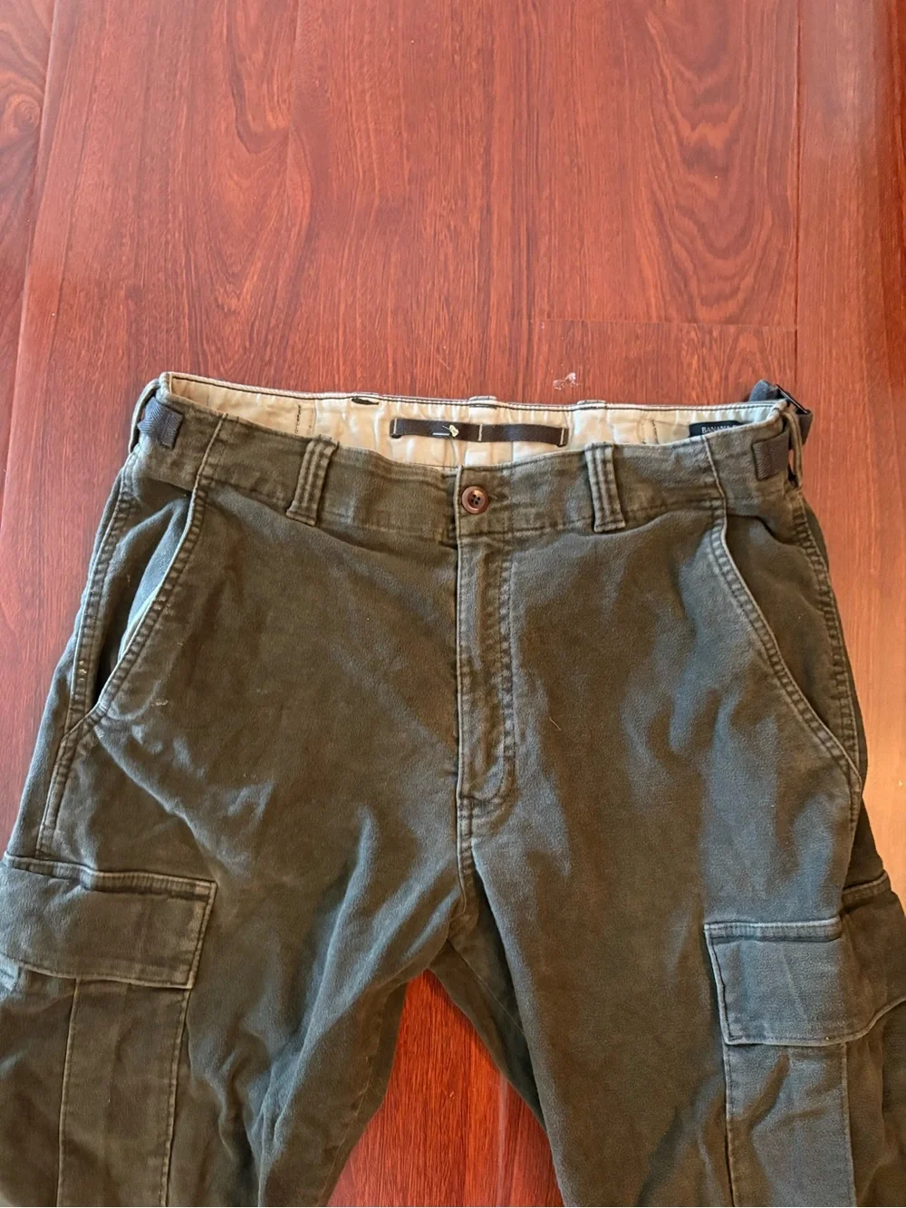 Banana Republic classic olive
